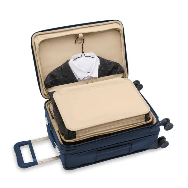 Briggs & Riley Baseline Essential Carry-on Spinner