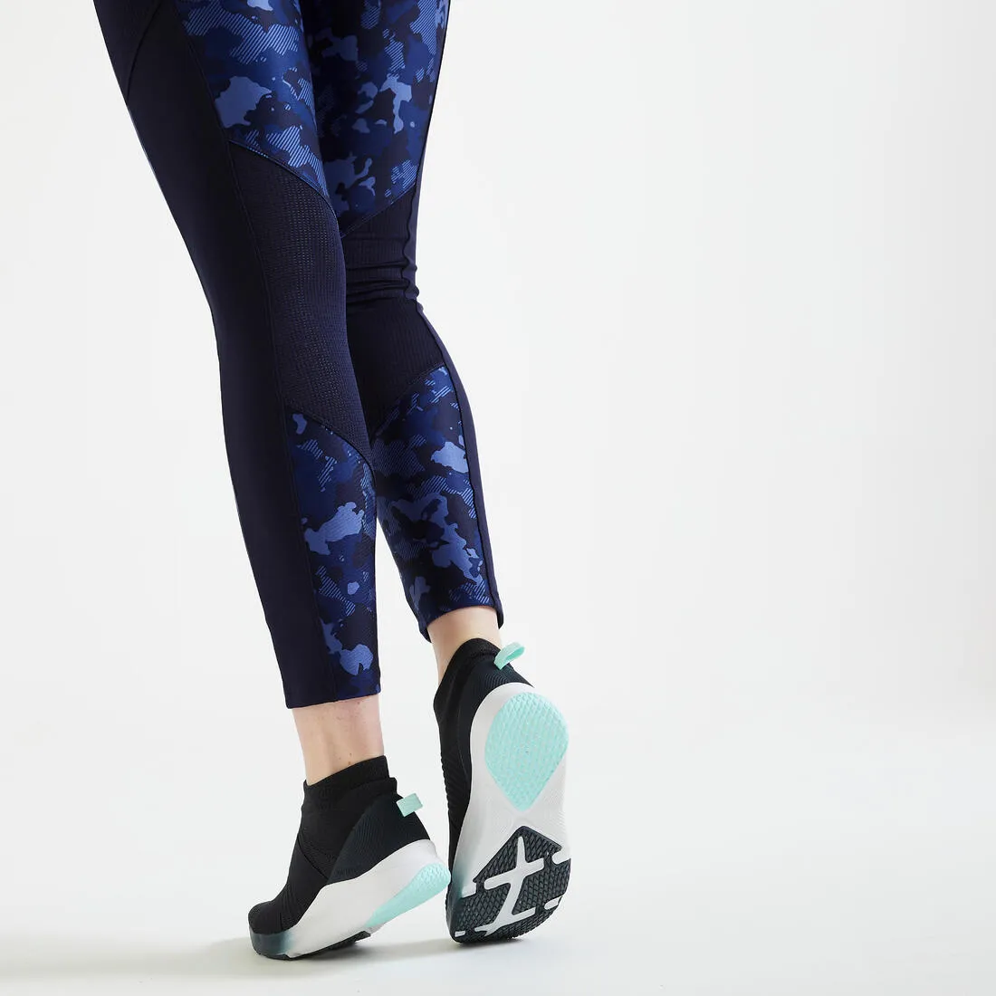 Women's Fitness Leggings with Pocket - Smoky